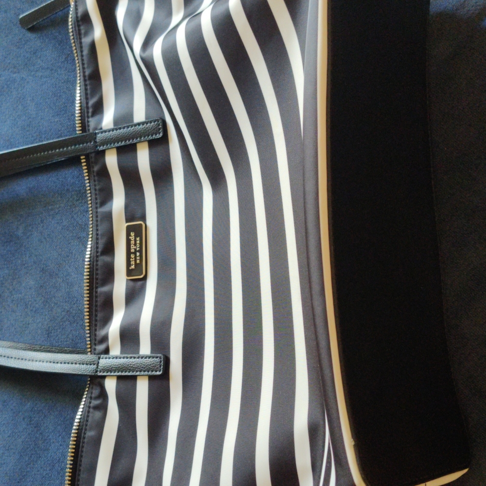 Kate Spade Hayden Sailing Stripe Zip Top tote NWOT - Picture 5 of 5